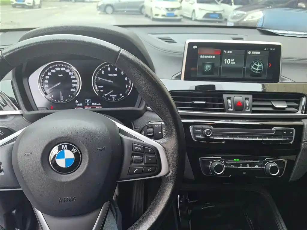 BMW X2 (Import) 2019 sDrive20i M Off-Road Package China VI фото 10