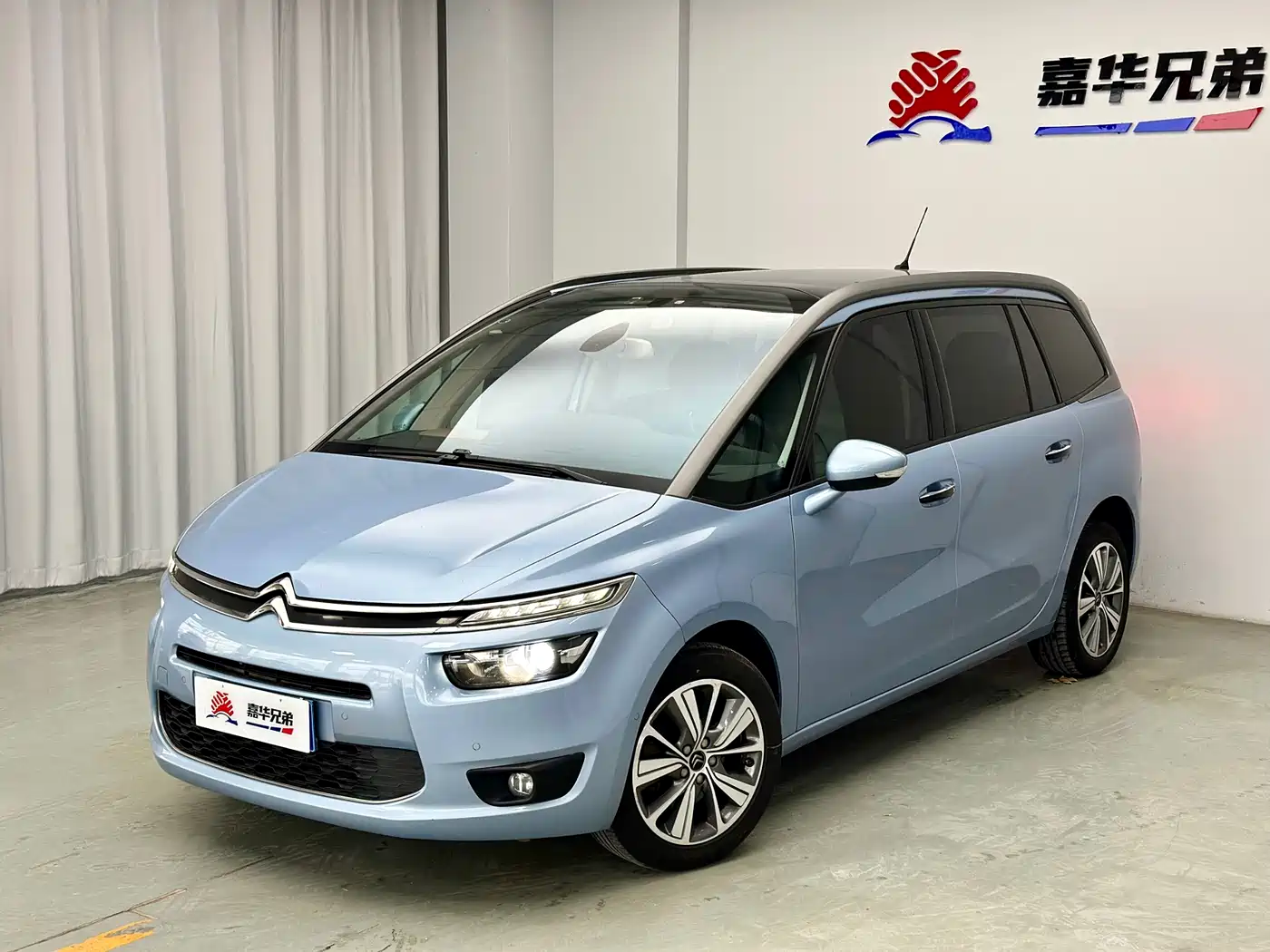 Citroën C4 Picasso 2015 Grand 1.6T Luxury 7-seater фото 2