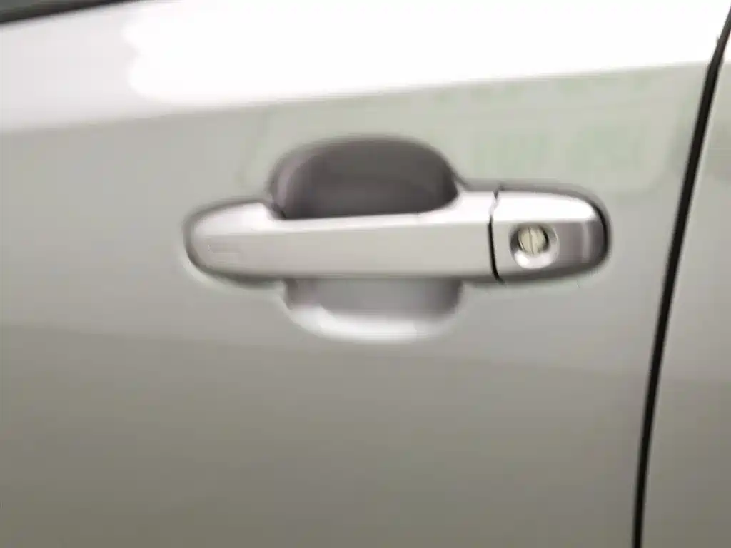Toyota IZOA 2021 2.0L Yixiang Edition фото 18