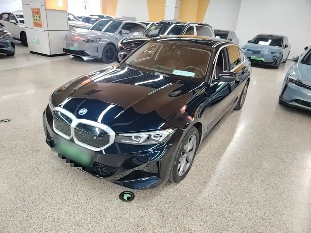 BMW i3 2024 eDrive 35 L