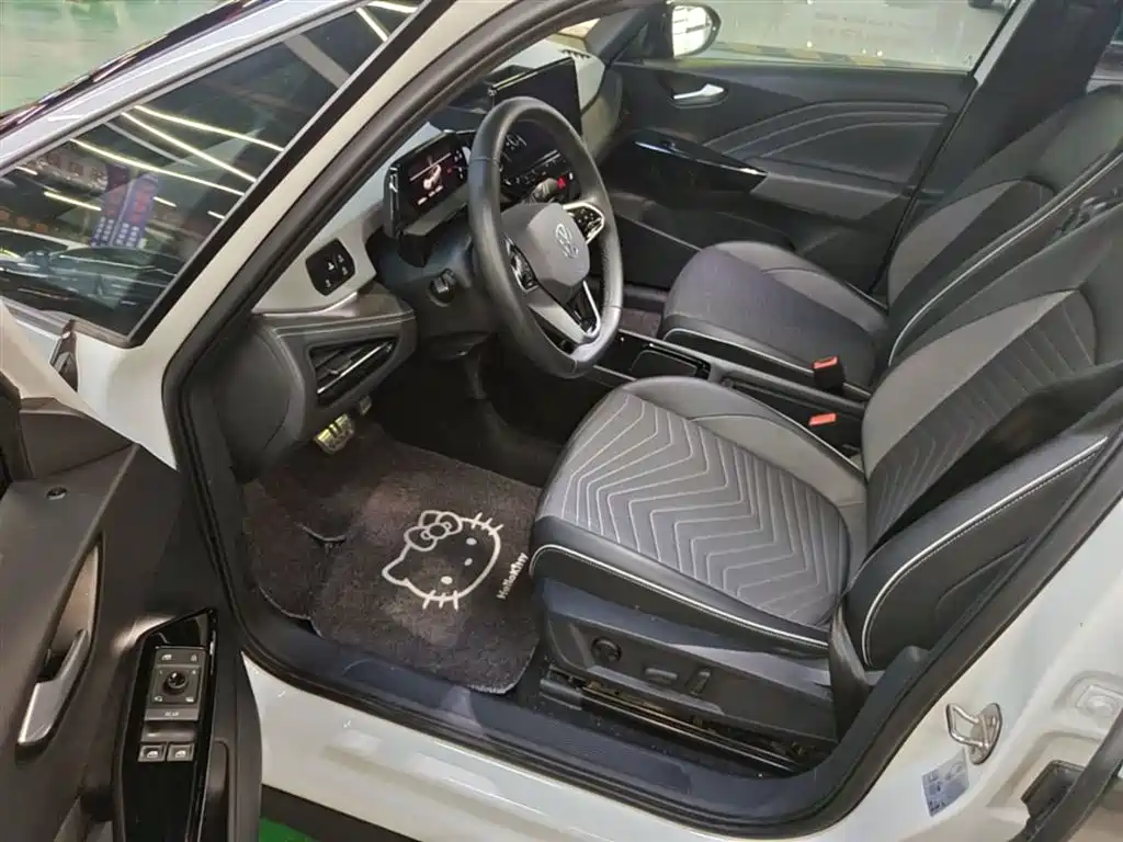 Volkswagen ID.3 2024 Outstanding Edition фото 16
