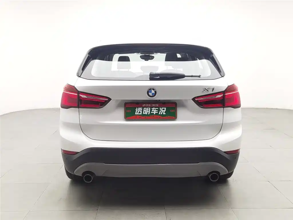 BMW X1 2018 sDrive20Li Leading Model фото 4