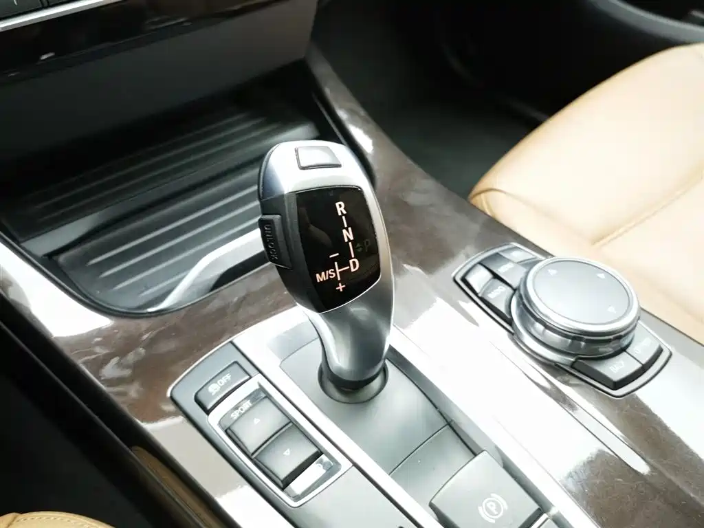 BMW X4 2014 xDrive20i X Design Package фото 13