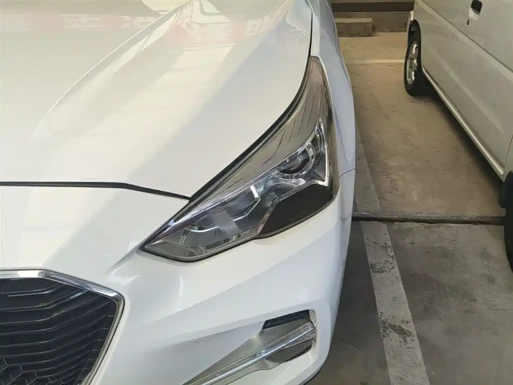 Haval M6 2018 1.5T Manual 2WD Elite фото 24