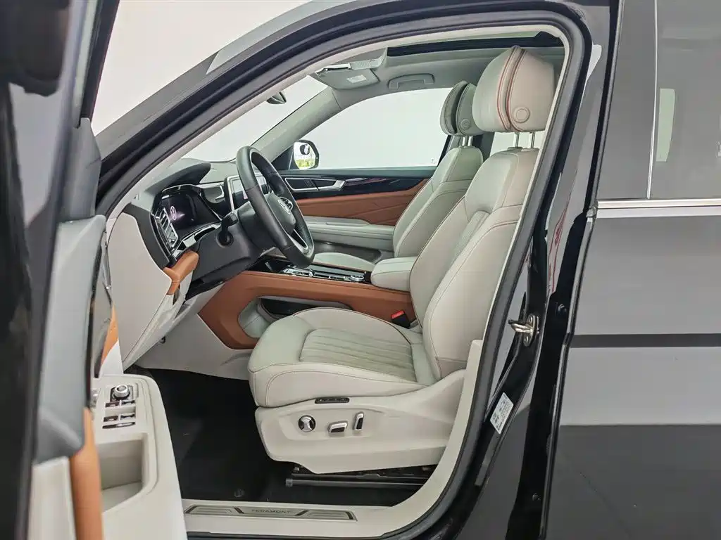 Volkswagen Teramont 2023 380TSI AWD Premium Luxury Edition фото 10