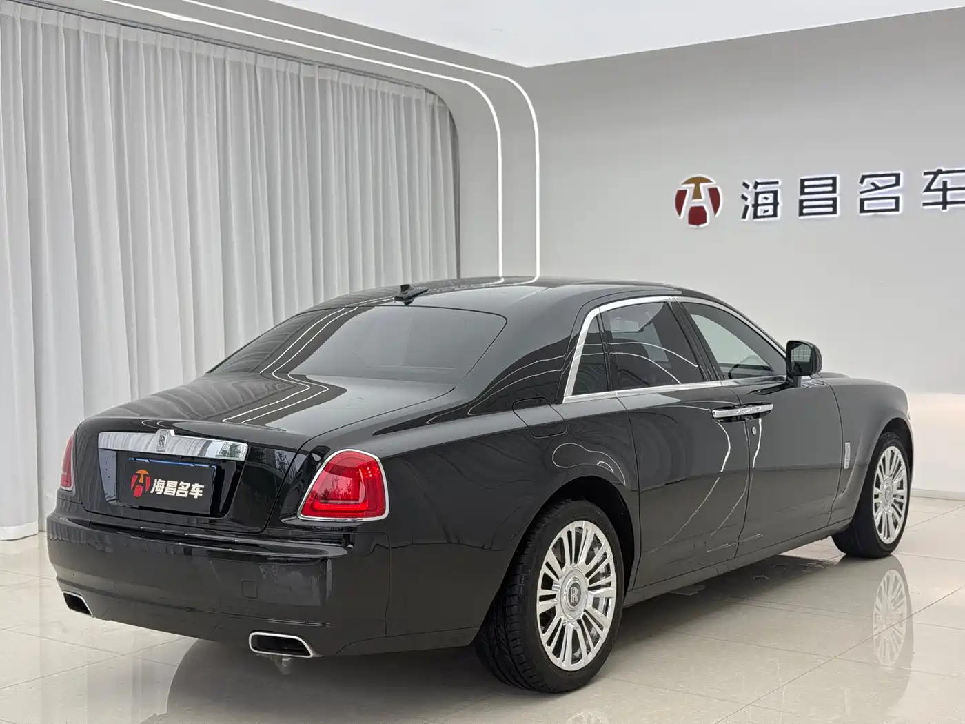 Rolls-Royce Ghost 2011 2010 Model 6.6T Standard
