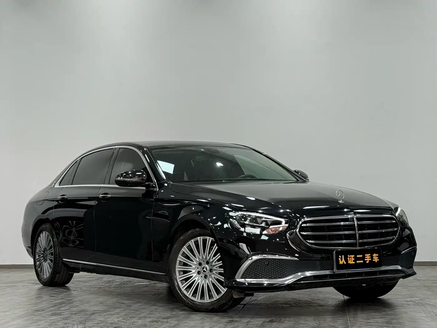 Mercedes-Benz E-Class 2022 E 300 L Luxury фото 3