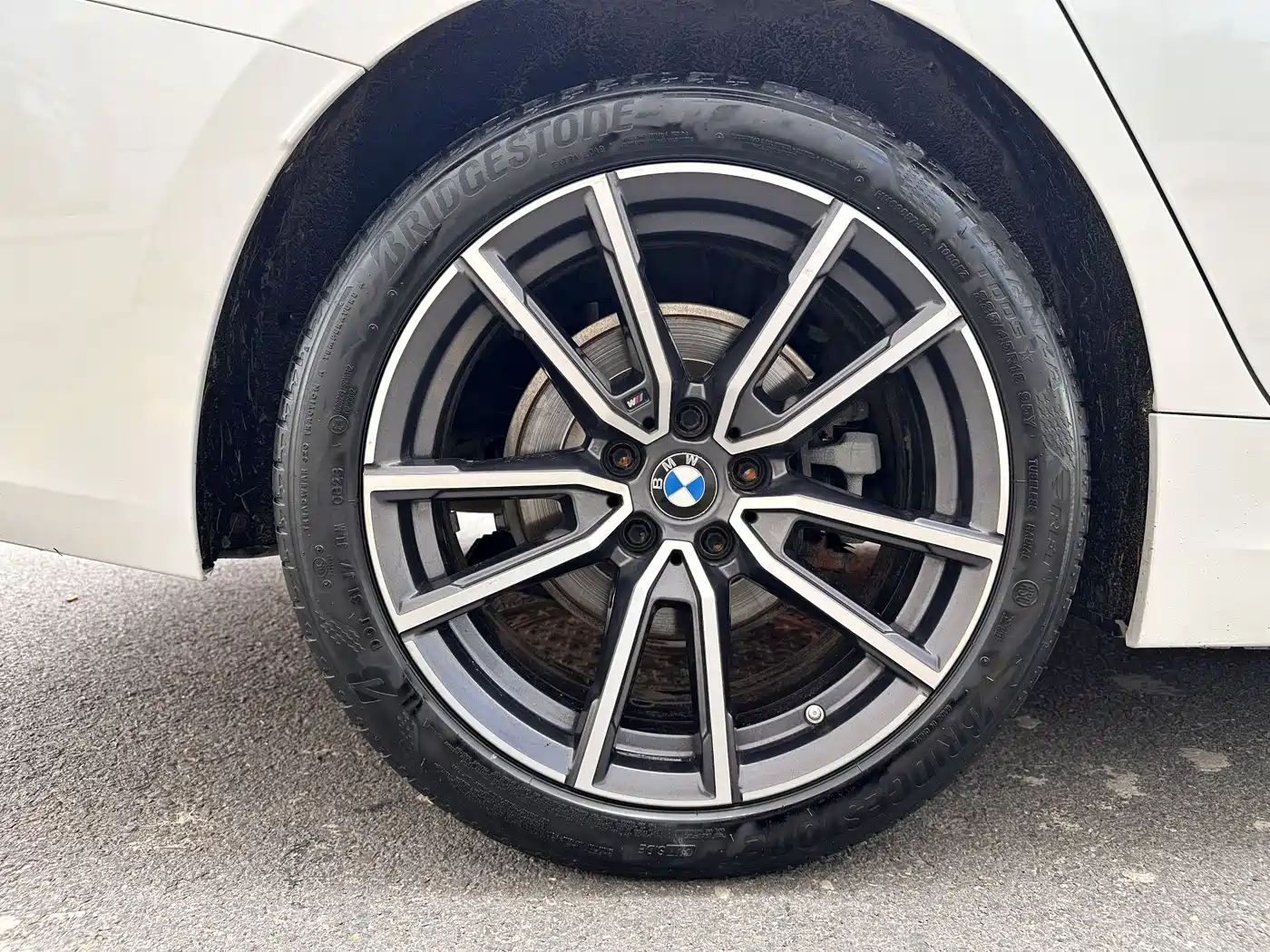 BMW 3 Series 2023 320Li M Sport Package фото 23