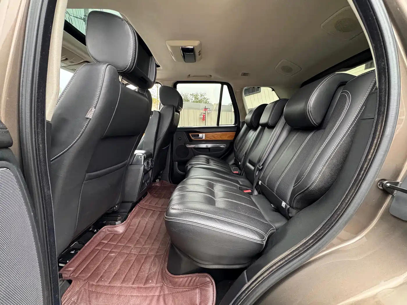 Land Rover Range Rover Sport 2011 5.0 SC V8 HSE фото 8