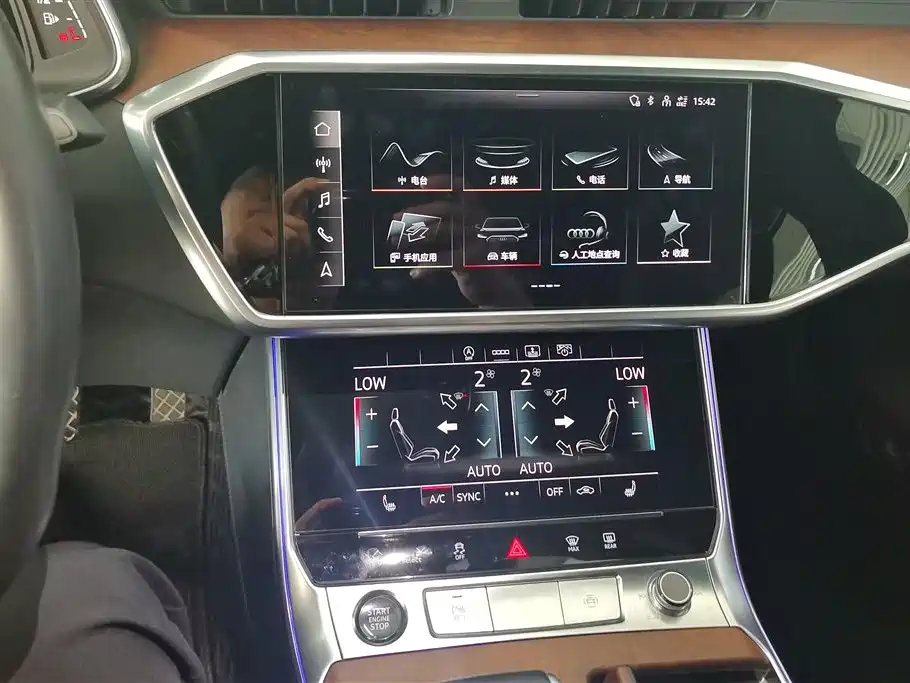 Audi A6L 2023 Facelift 45 TFSI quattro Exclusive Dynamic фото 13