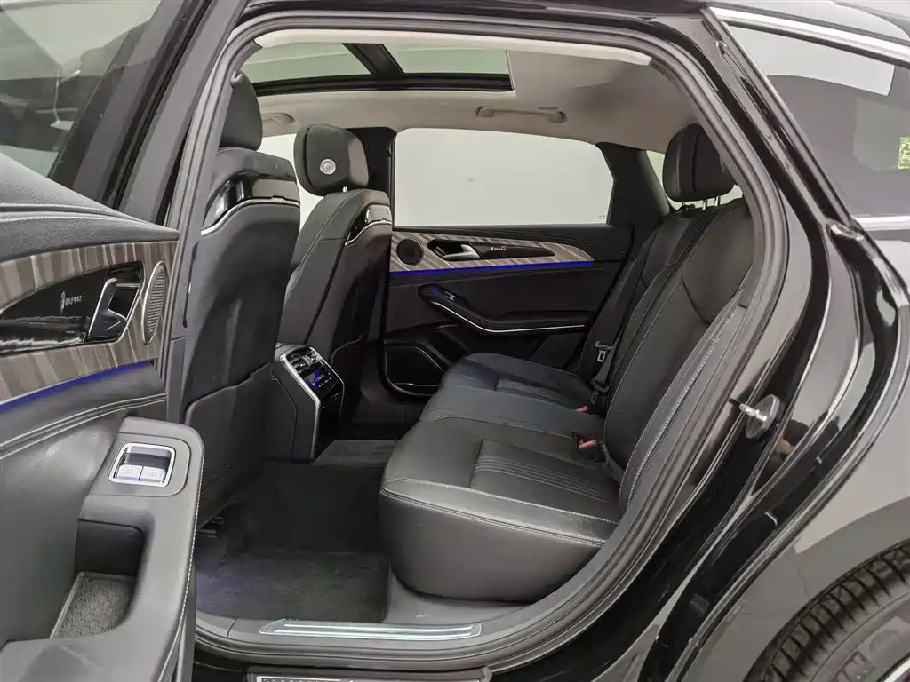 Hongqi H9 2020 2.0T Smart Connection Qi Xiang Edition фото 15