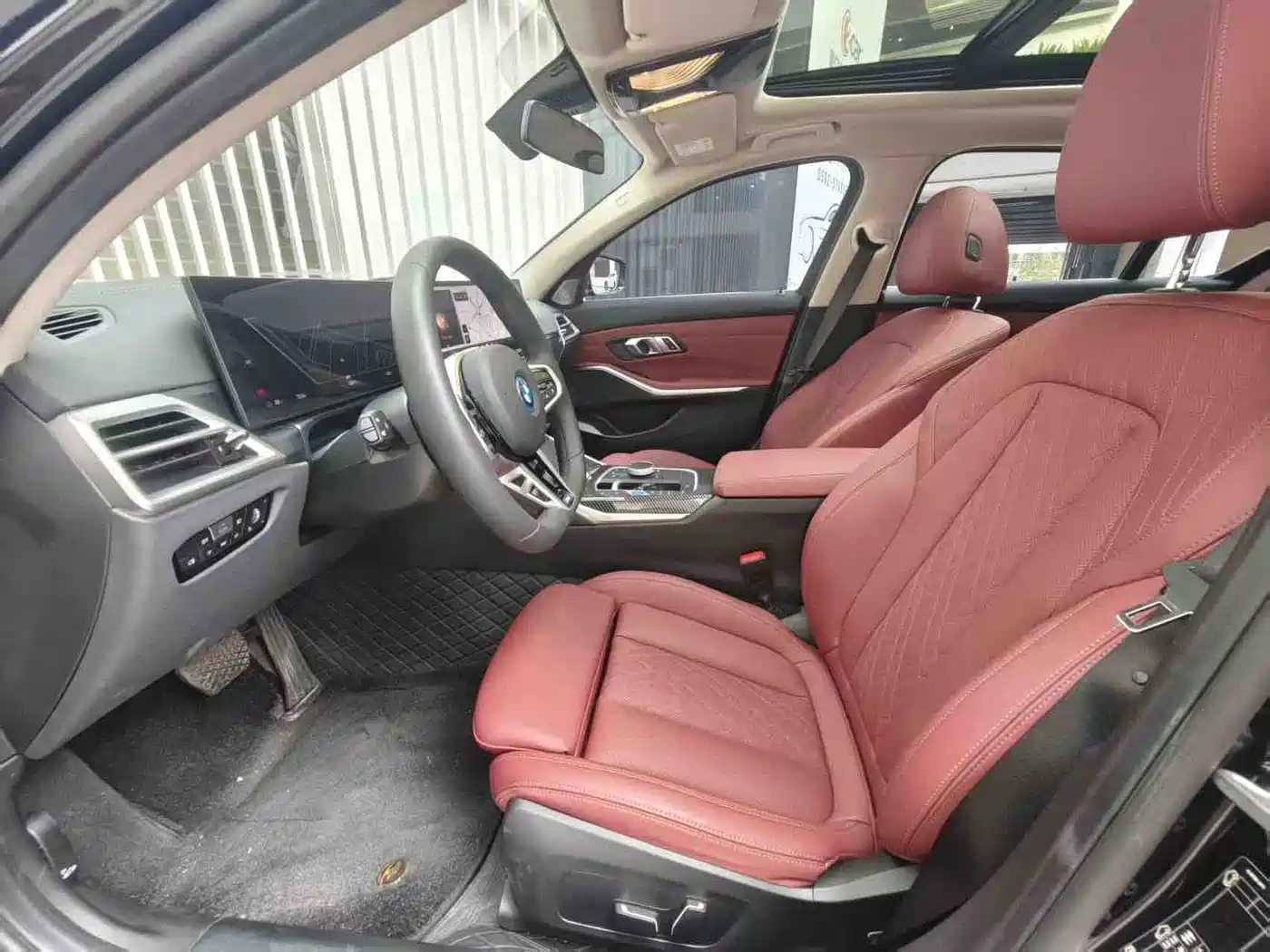 BMW i3 2026 eDrive 35 L фото 6