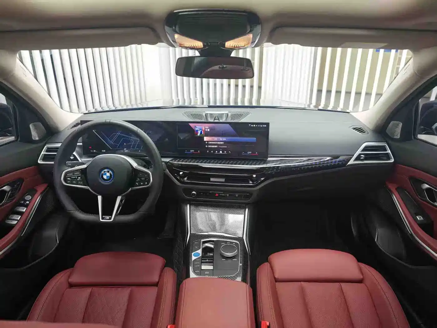 BMW i3 2026 eDrive 35 L фото 7