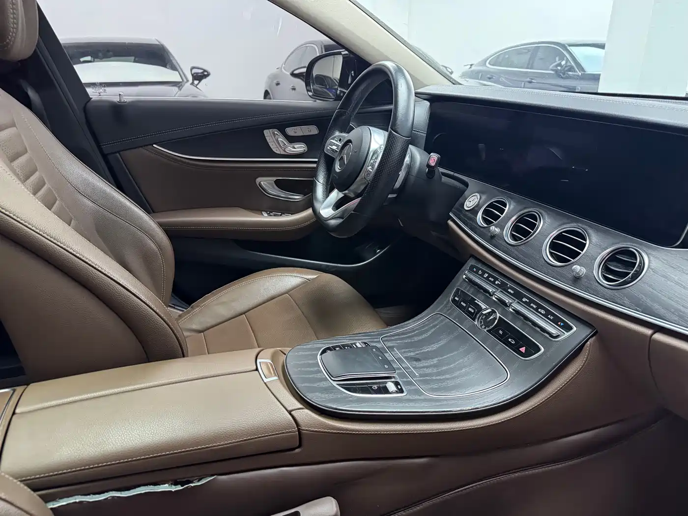 Mercedes-Benz E-Class 2020 Facelift E 300 L Sport Fashion фото 19