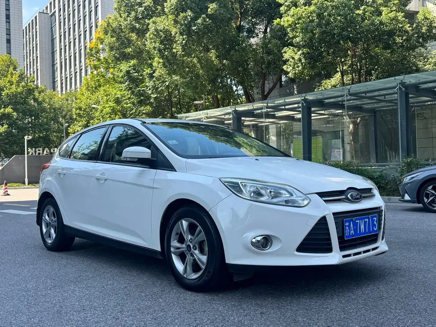 Ford Focus 2014 2012 Hatchback 1.6L Automatic Trend