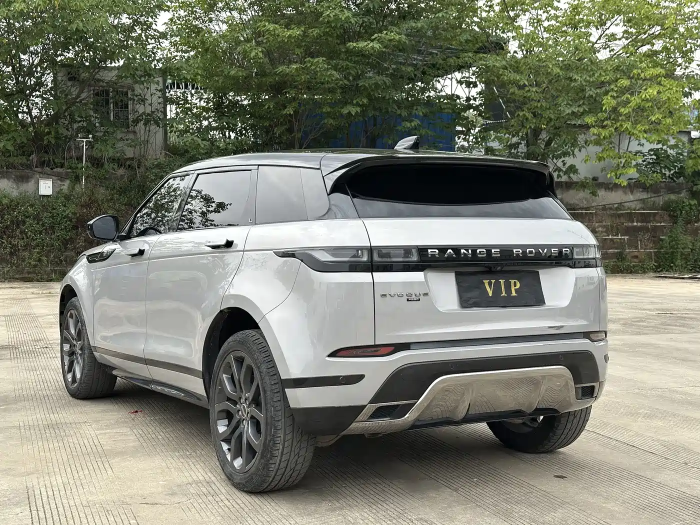Land Rover Range Rover Evoque 2022 Facelift Range Rover Evoque L 249PS R-Dynamic HSE Premium фото 5