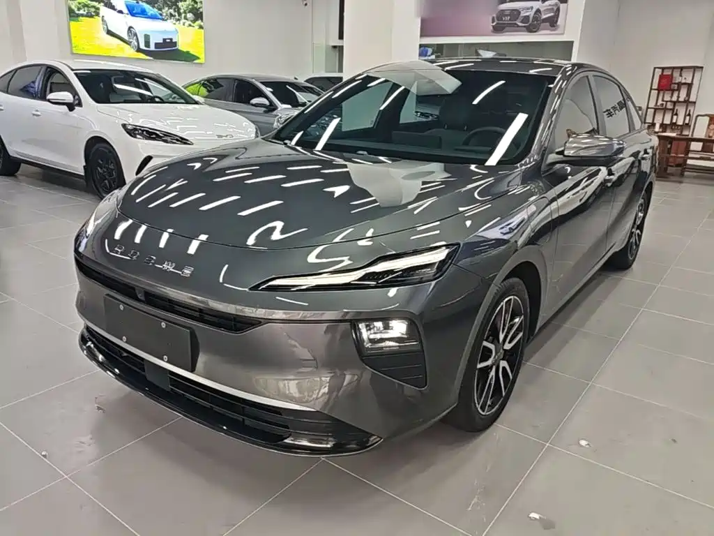 2025 Roewe D6