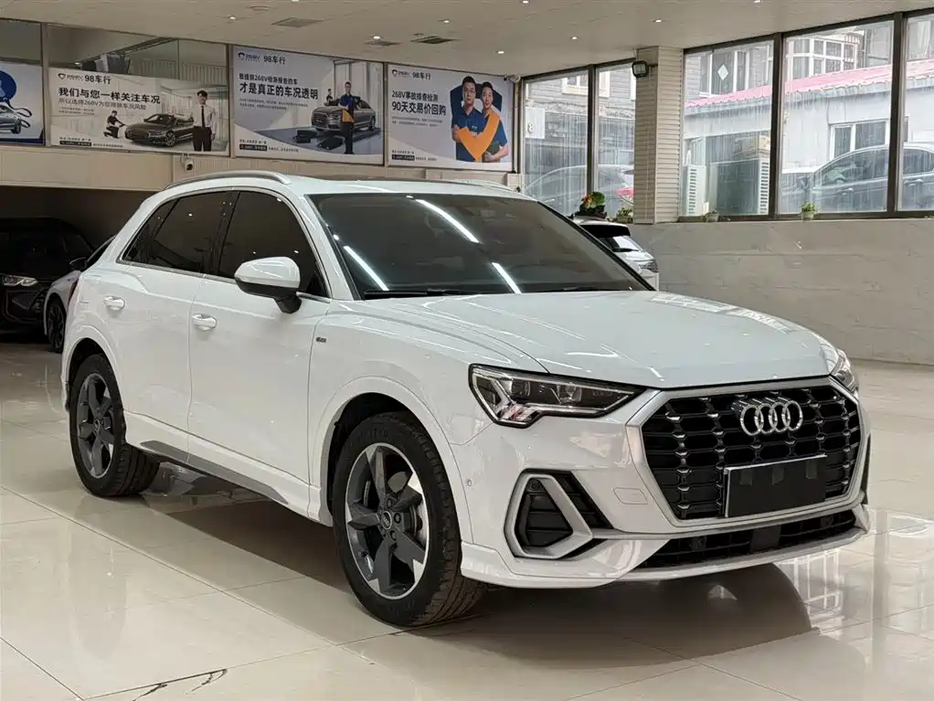 Audi Q3 2022 35 TFSI Fashion Dynamic фото 3