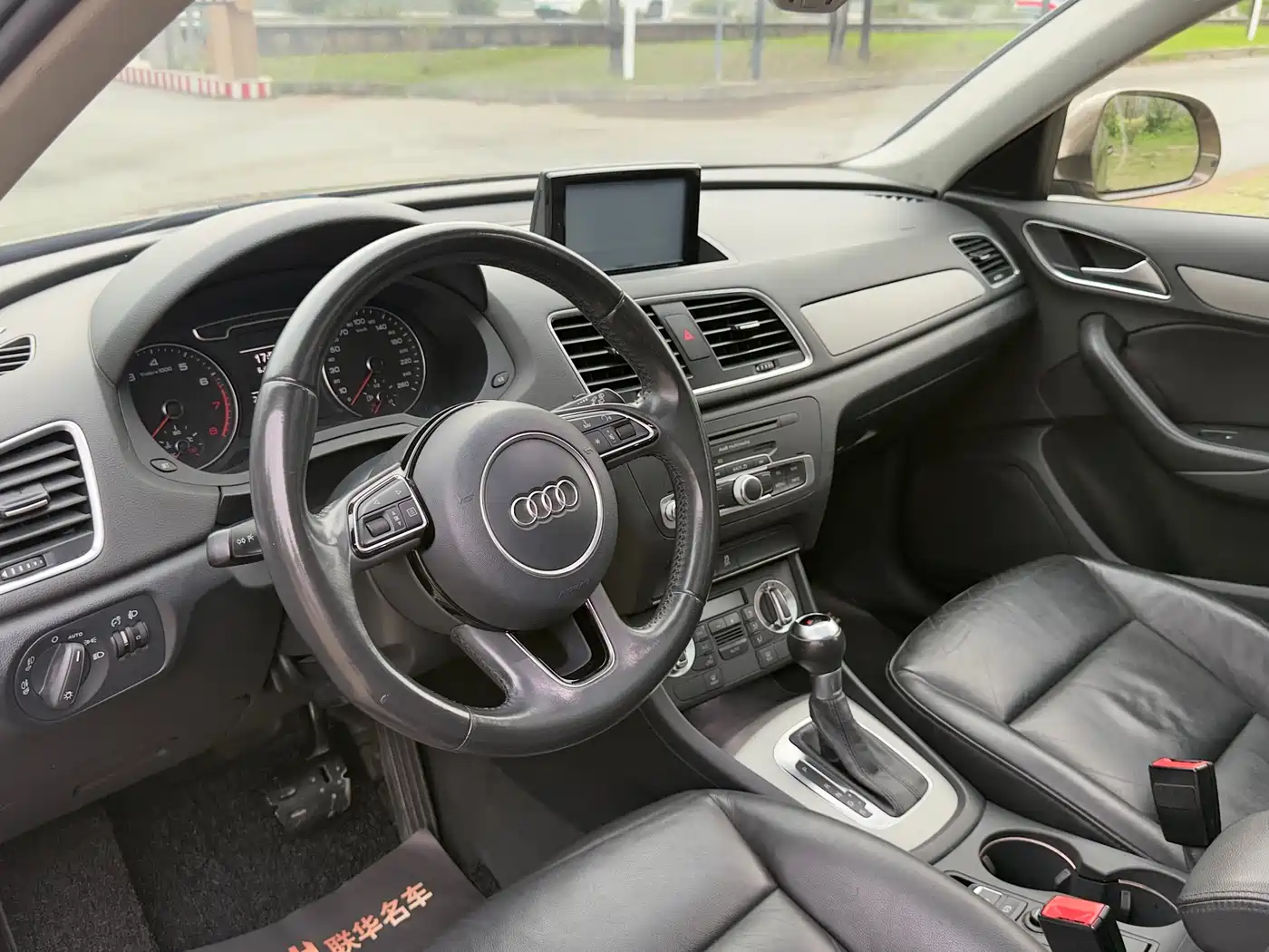 Audi Q3 2015 30 TFSI Progressive фото 13