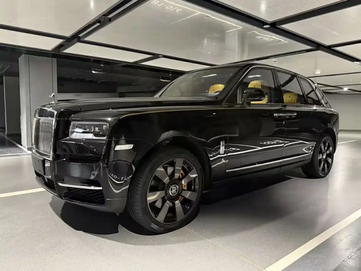 ROLLS-ROYCE CULLINAN