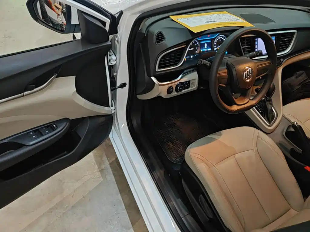 Фото 16 - Buick Excelle