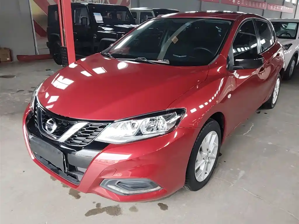 Nissan Tiida 2021 1.6L CVT Cool Edition