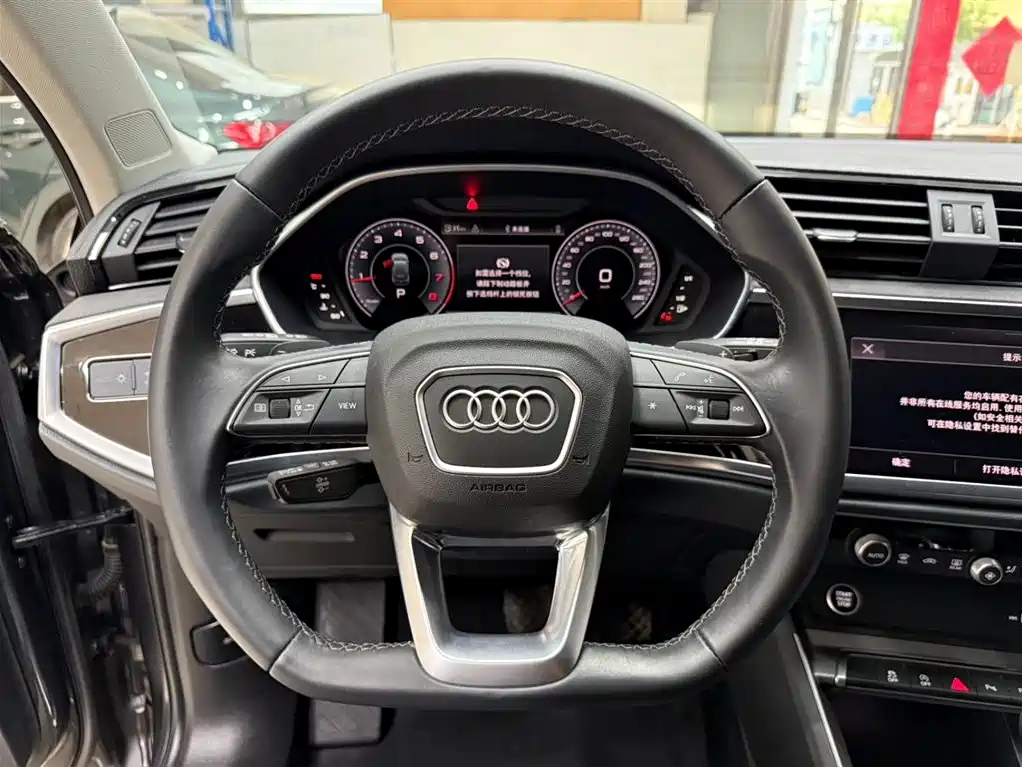 Audi Q3 2023 35 TFSI Fashion Dynamic (1.4T) фото 11