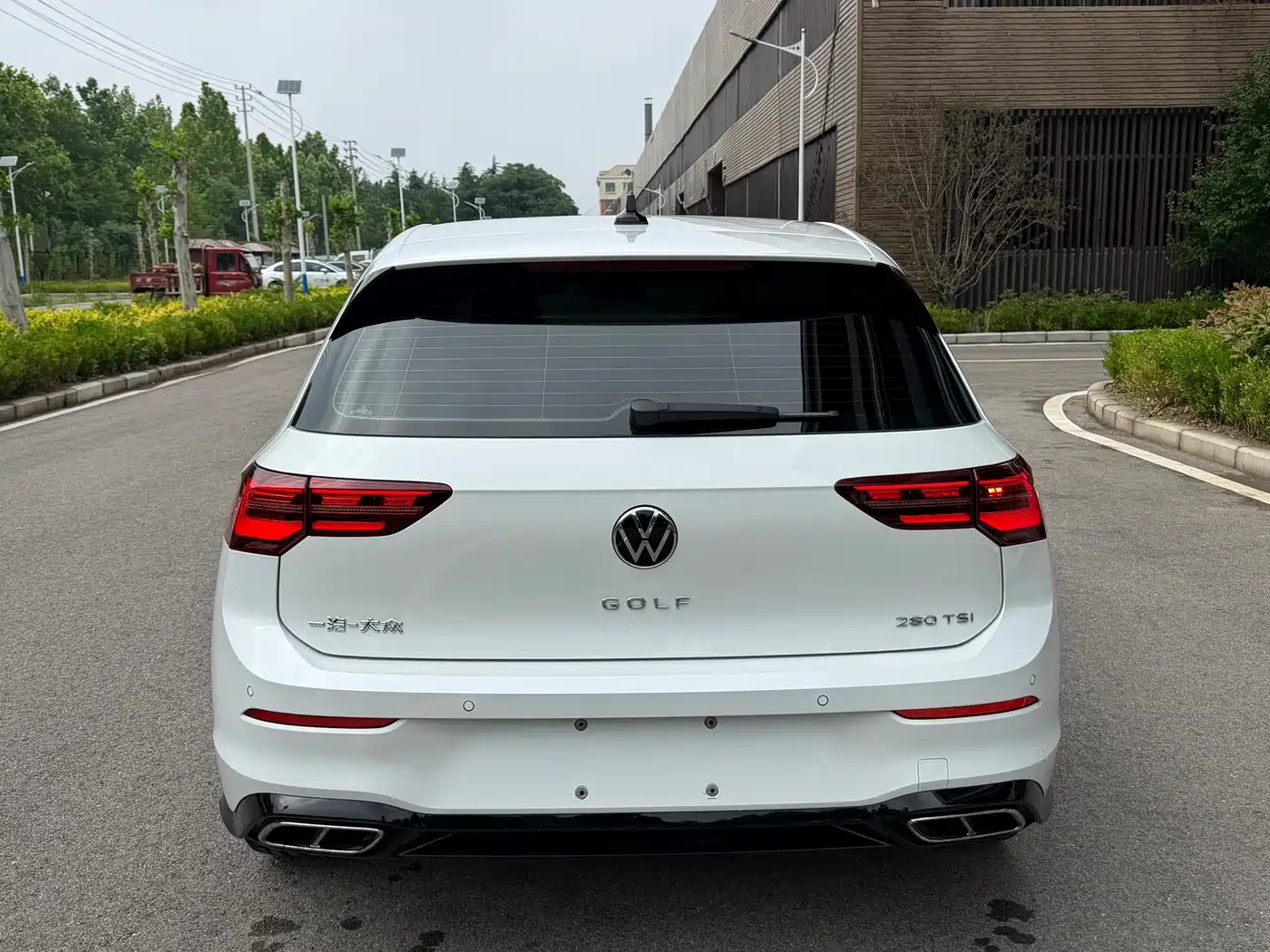 Volkswagen Golf 2023 280TSI DSG R-Line Lite фото 13