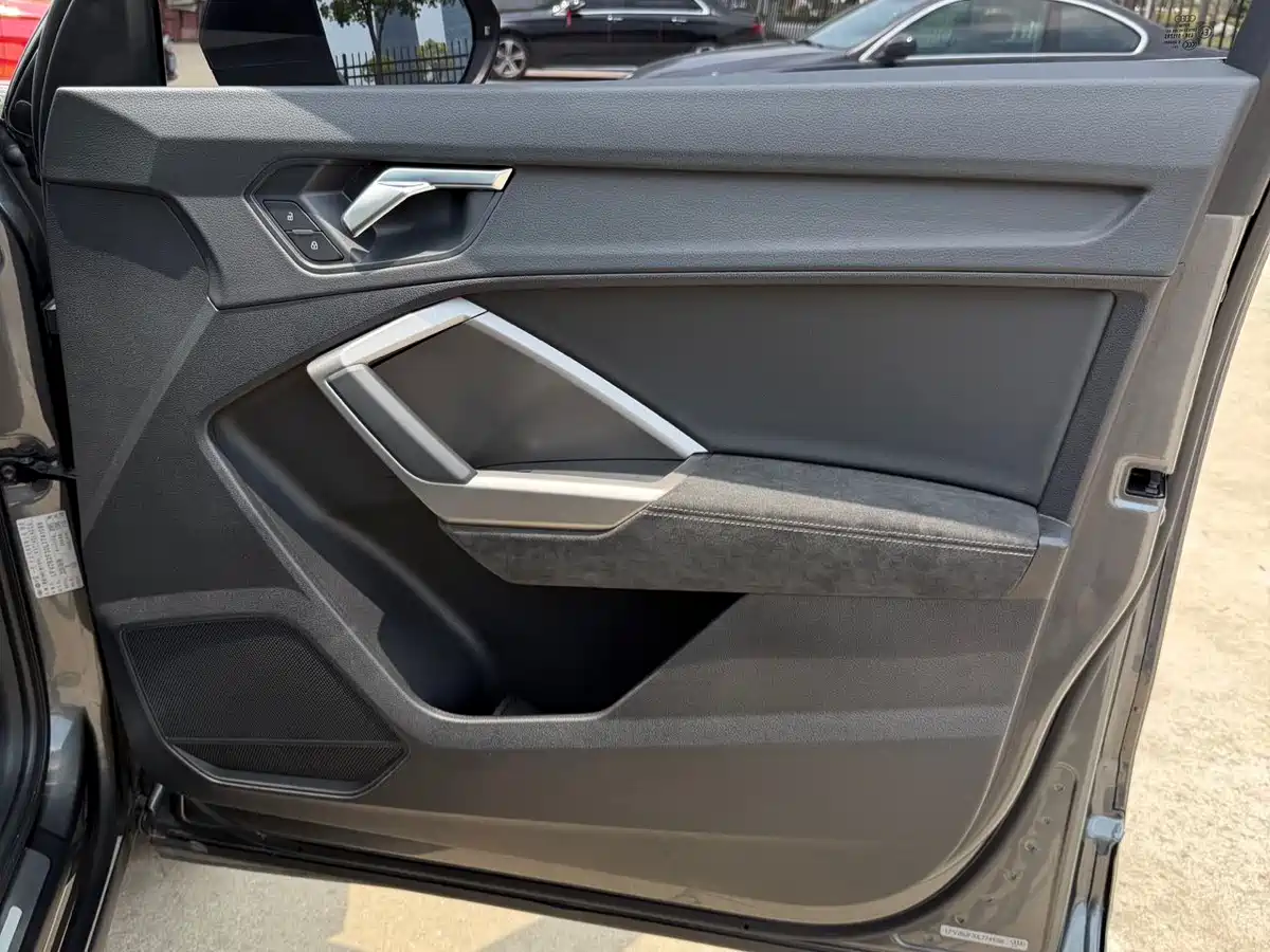 Audi Q3 2020 35 TFSI Progressive Dynamic фото 15