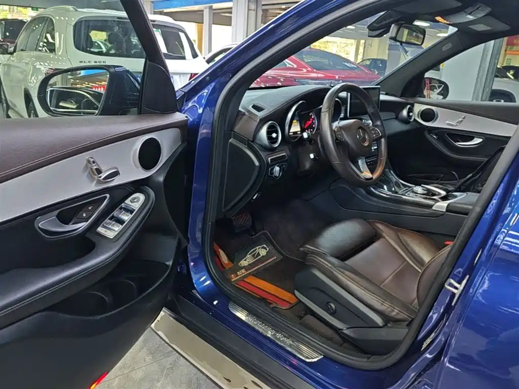Mercedes-Benz GLC 2018 GLC 200 4MATIC фото 16