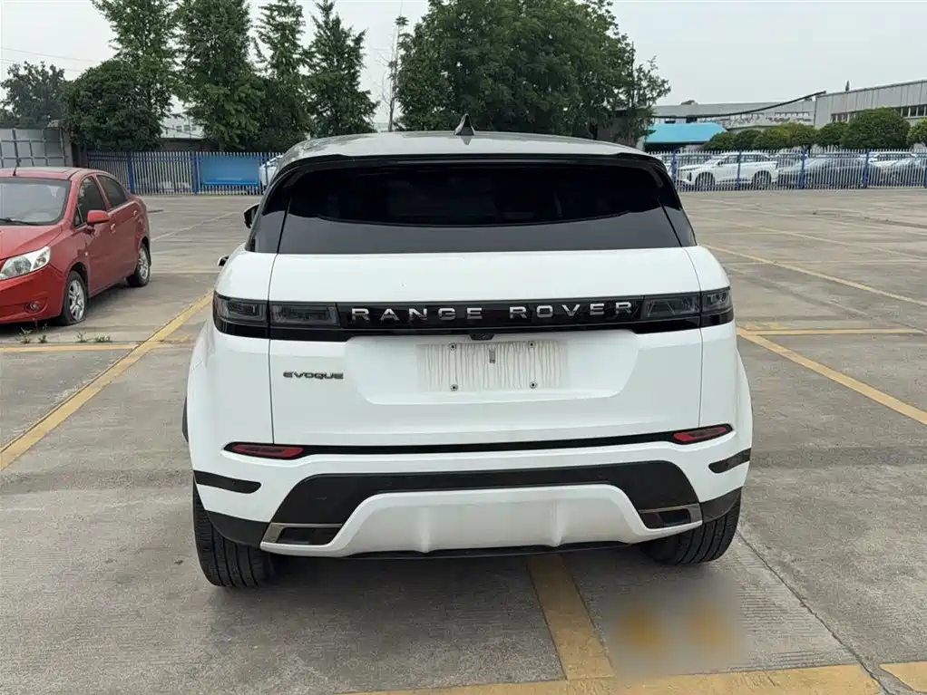 Land Rover Range Rover Evoque 2021 Range Rover Evoque L 200PS R-Dynamic Standard Elite Edition фото 6