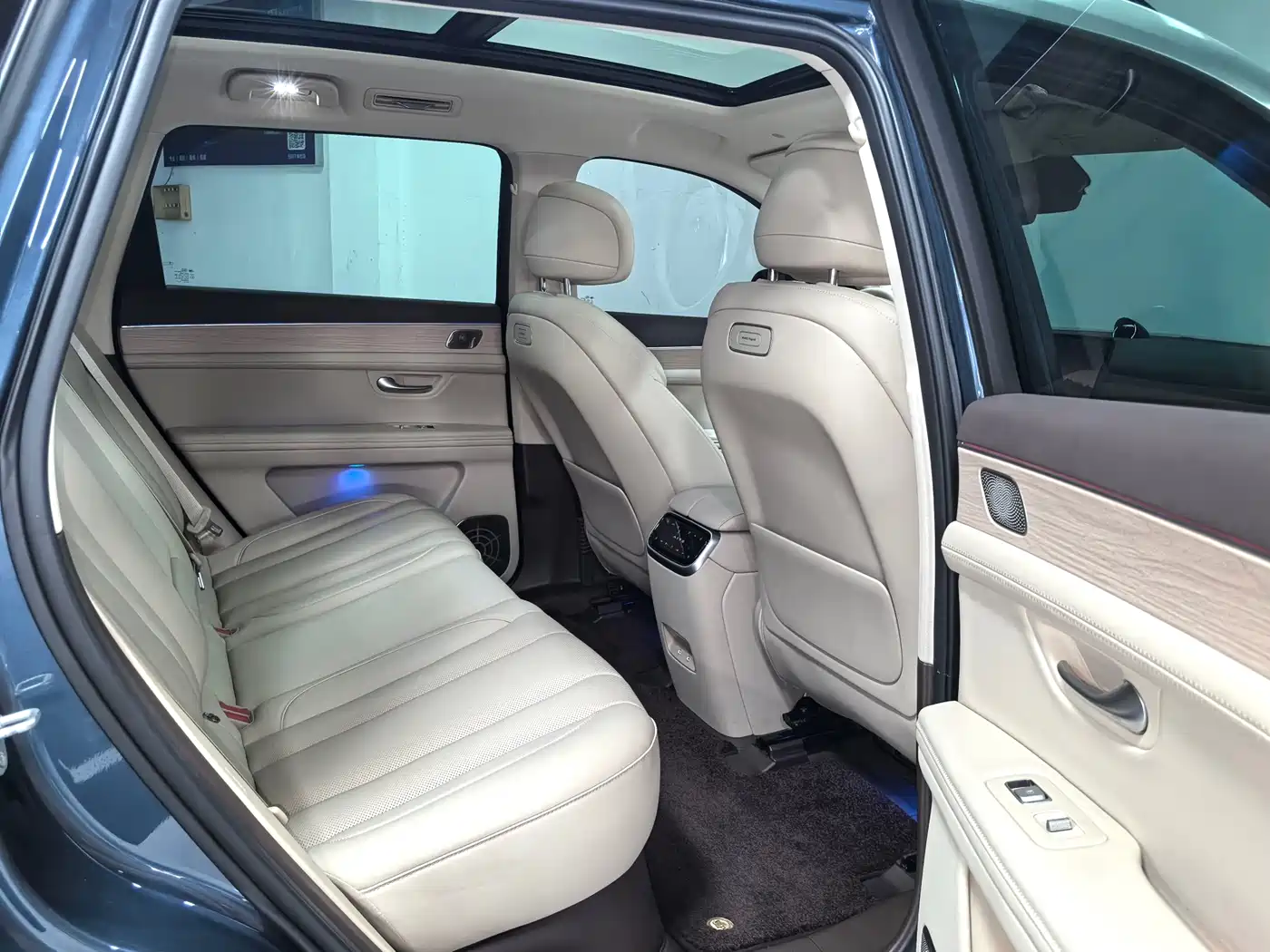 AITO Wenjie AITO M7 2024 1.5T Smart Drive 4WD Ultra 5-seater фото 10
