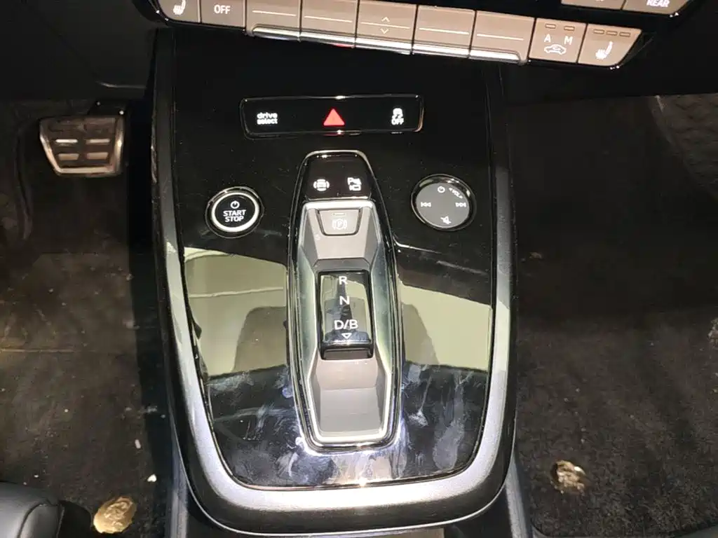 Audi Q4 e-tron 2025 2024 40 e-tron Creation Edition