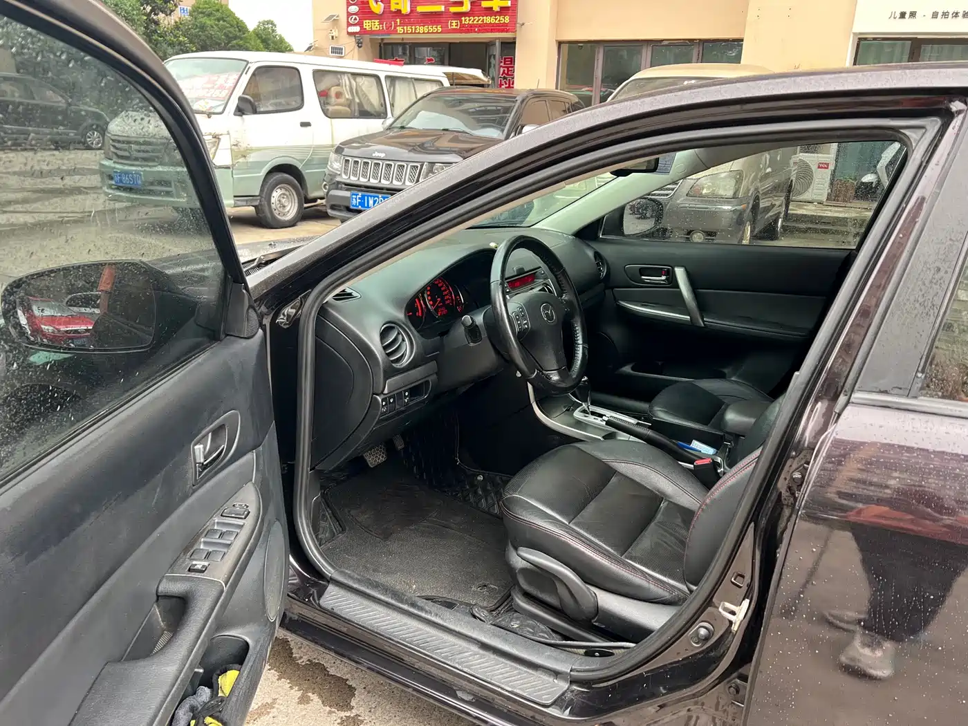 Photo 6 - Mazda 6