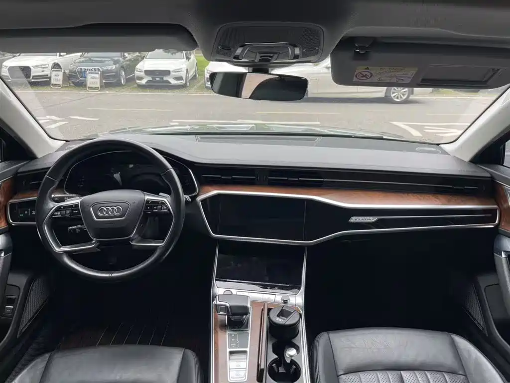 Audi A6 (Import) 2021 allroad quattro Explorer 55 TFSI Premium Off-road фото 8