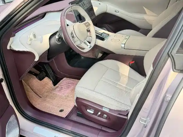 Xiaomi Auto Xiaomi YU7 2025 Extended Range AWD Pro фото 23