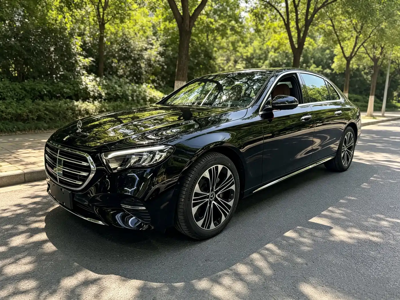 Mercedes-Benz E-Class 2026 E 300 L Luxury