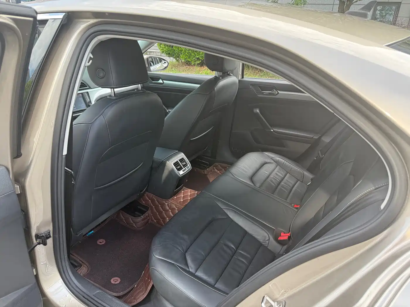 Volkswagen Lamando 2015 230TSI Manual Style Edition фото 10