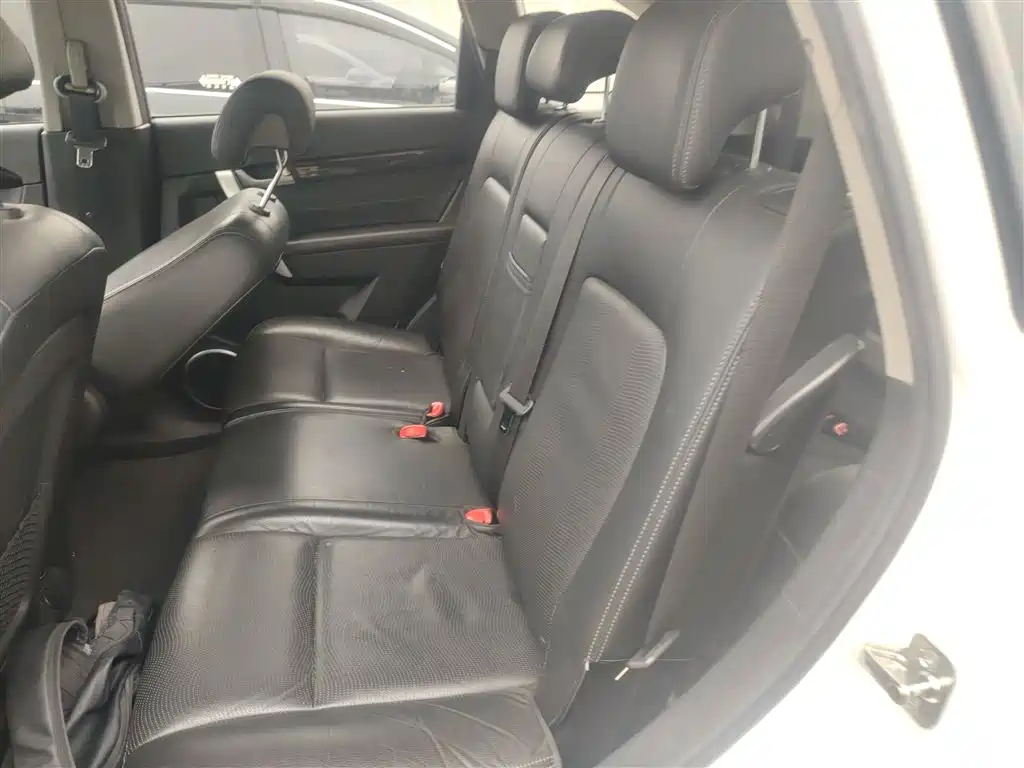 Chevrolet Captiva 2014 2.4L 4WD Flagship 7-seater фото 17
