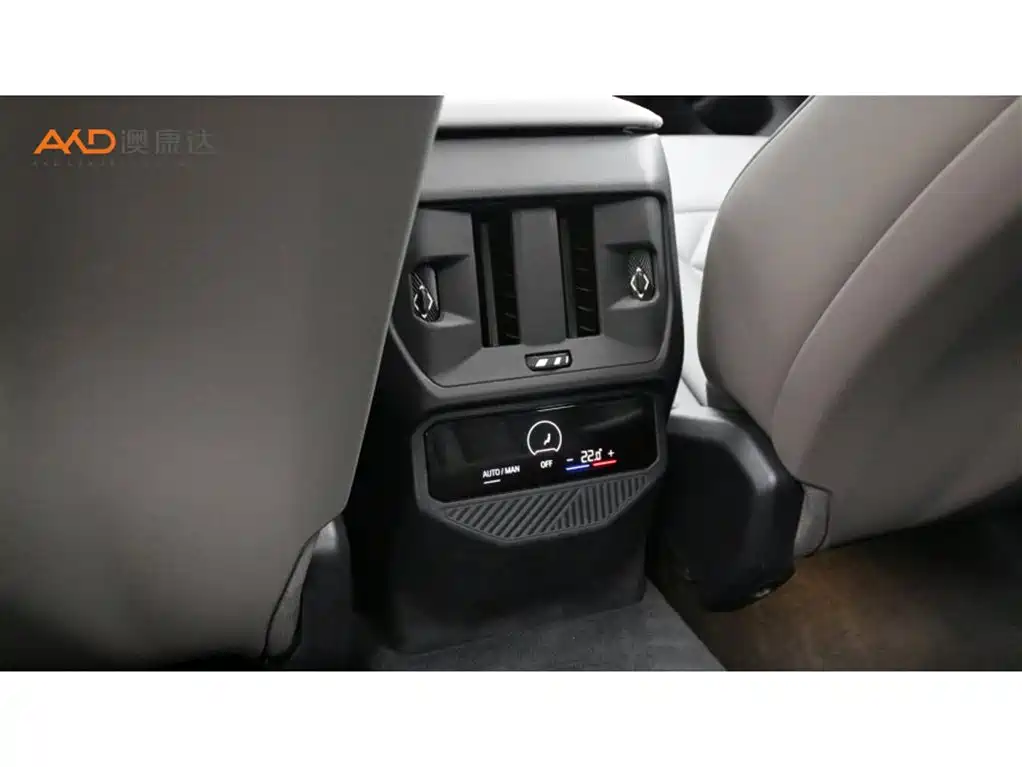 BMW X3 2025 xDrive30L Premium M Sport Package фото 9