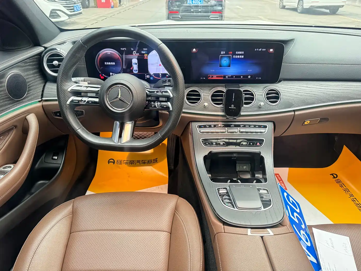 Mercedes-Benz E-Class 2023 E 300 L Sport Fashion фото 8