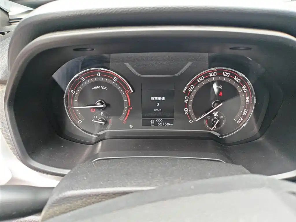 SAIC Maxus Maxus T60 2019 2.4L Petrol Manual 2WD High Ground Clearance Pioneer Standard Cab фото 5
