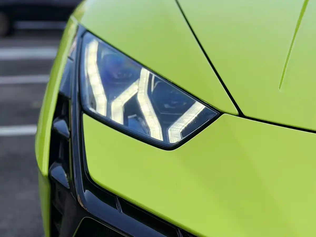 Lamborghini Huracán 2020 Huracán EVO RWD Spyder фото 12