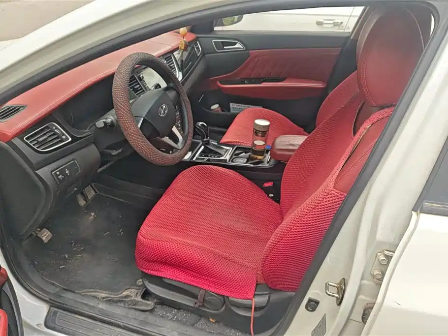 Hyundai Mistra 2014 1.8L Auto Comfort GL фото 9