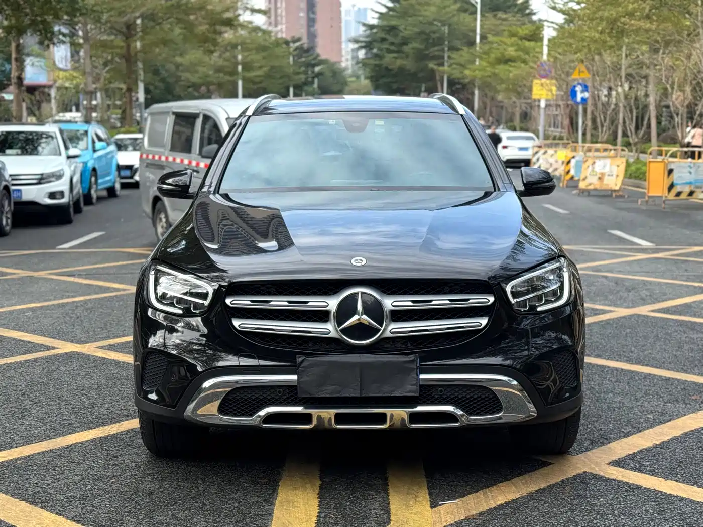 Mercedes-Benz GLC 2021 GLC 260 L 4MATIC Sporty фото 2