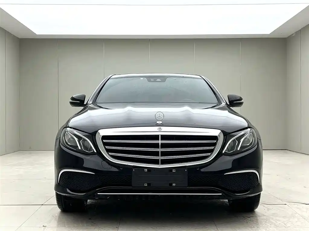 Mercedes-Benz E-Class 2017 E 200 L 4MATIC фото 2