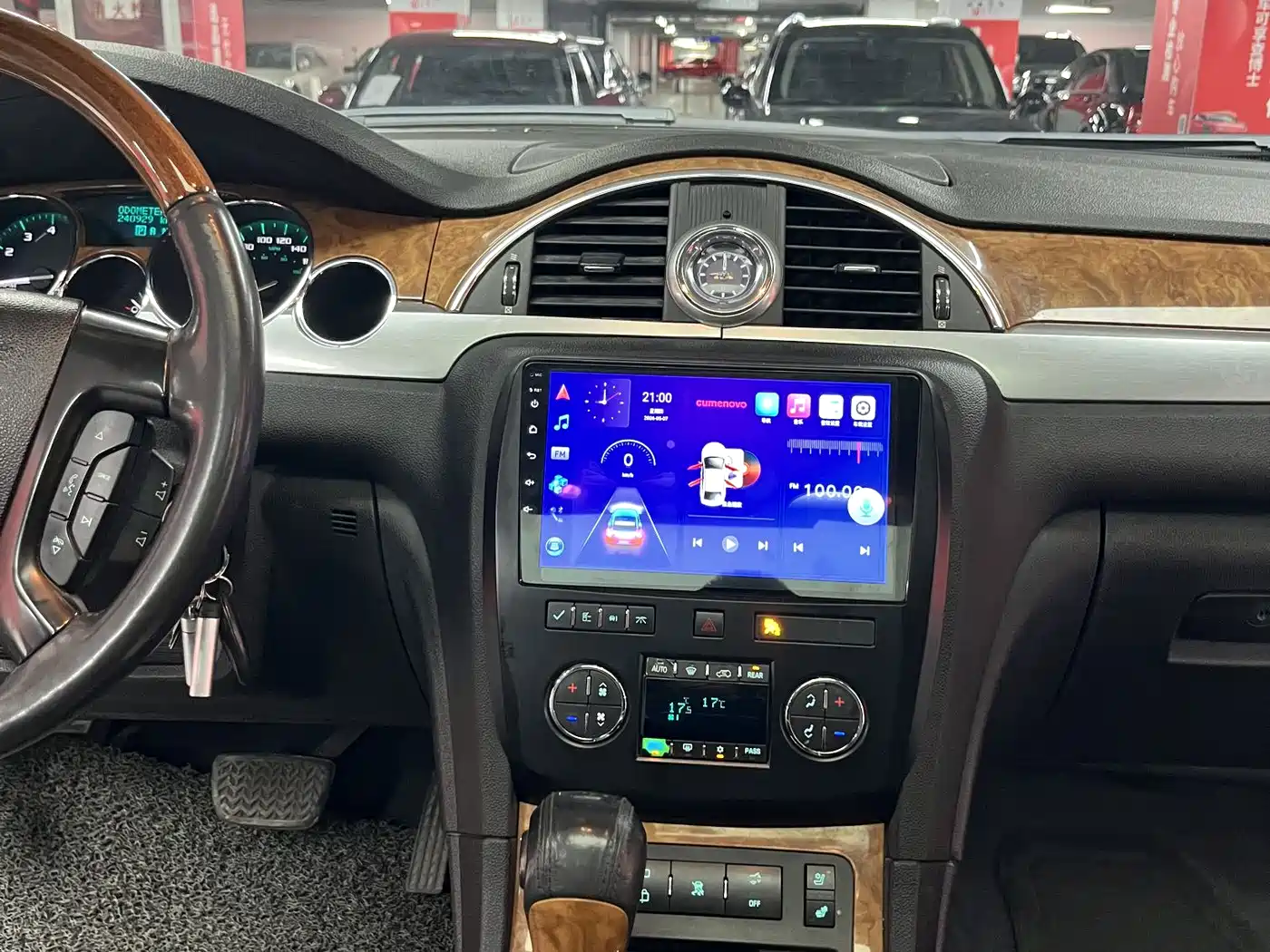 Buick Enclave 2010 3.6L Flagship Edition фото 19