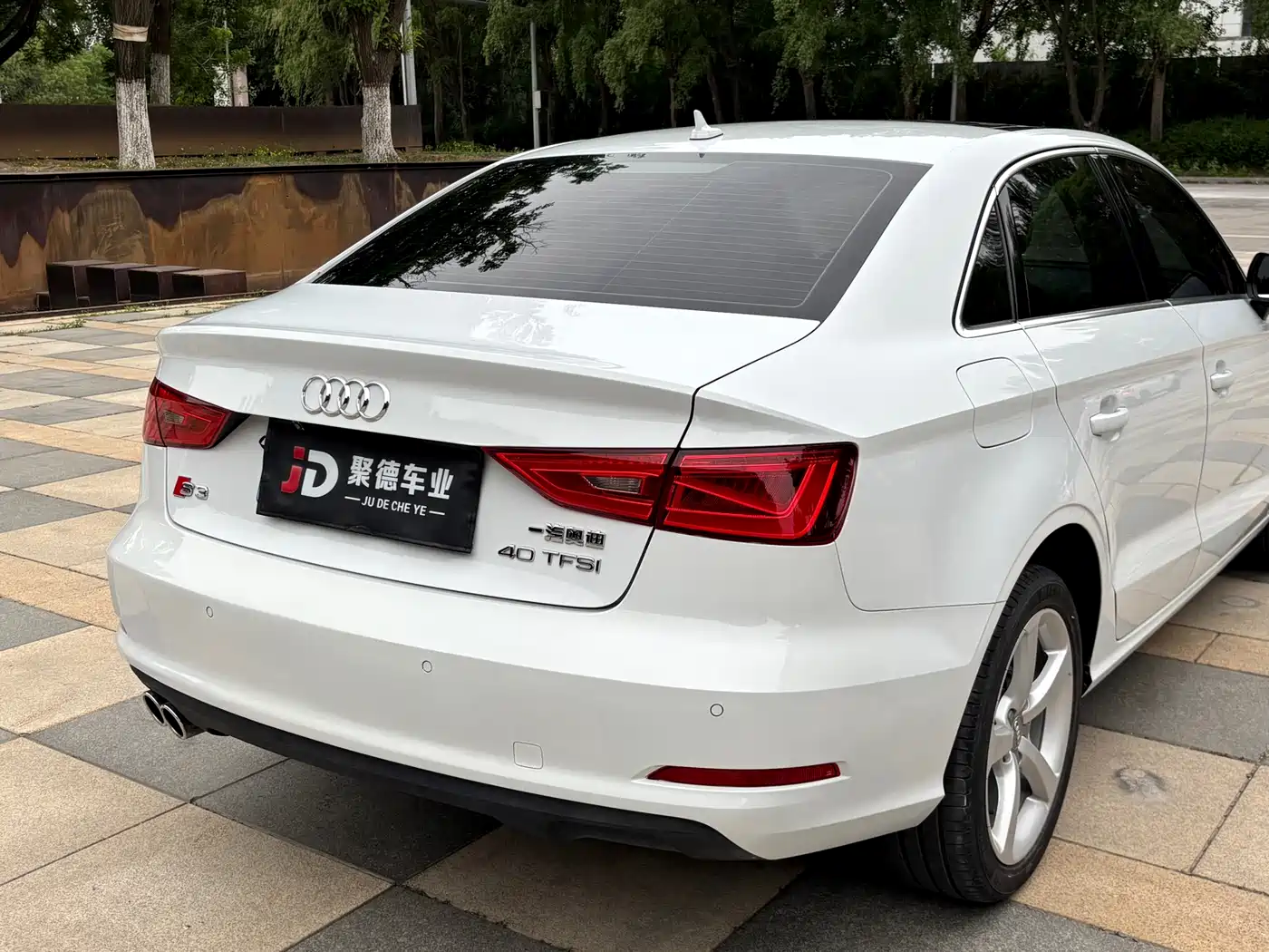 Audi A3 2015 Limousine 40 TFSI Automatic Comfort фото 7