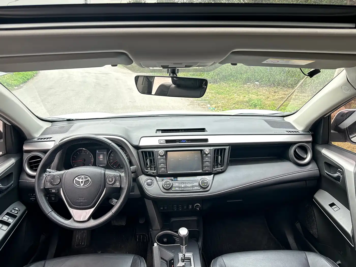 Toyota RAV4 Rongfang 2019 2.0L CVT 2WD Trend Edition China VI фото 7
