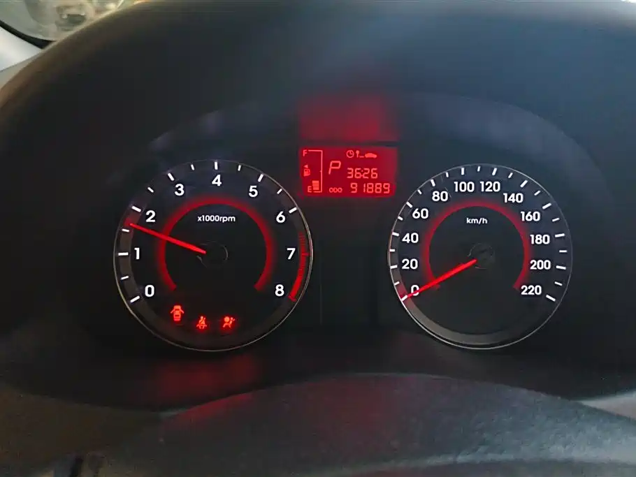 Hyundai Reina 2014 Model 1.6L Automatic TOP фото 14